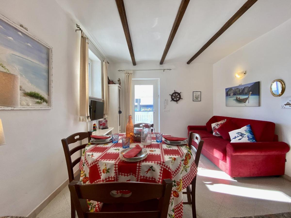 Holidaycasa Mike - Con Terrazzo Vista Mare Sperlonga Exterior photo